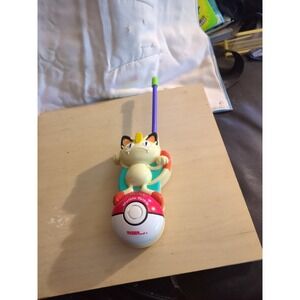 1999 Tiger Electronic Nintendo Pokemon Single Walkie Talkie Meowth figure toy